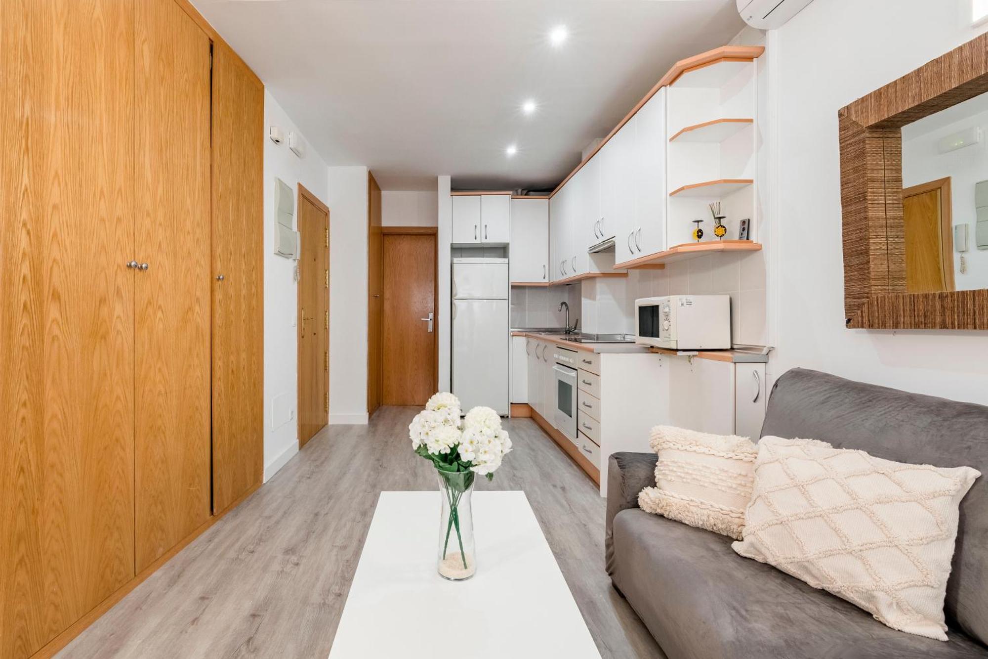 Charming Studio Avenida America Madrid Buitenkant foto